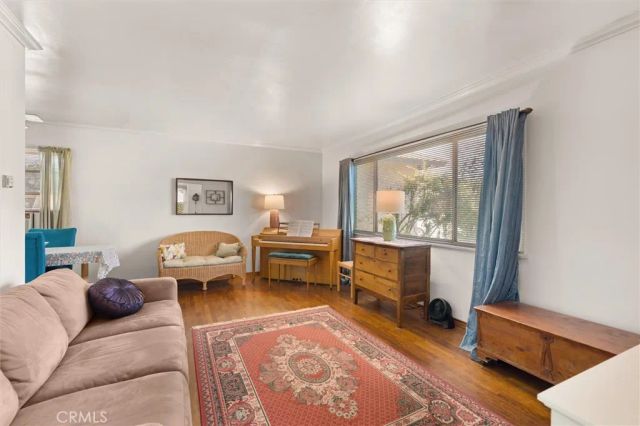 558 El Sur, Duarte, CA 91010