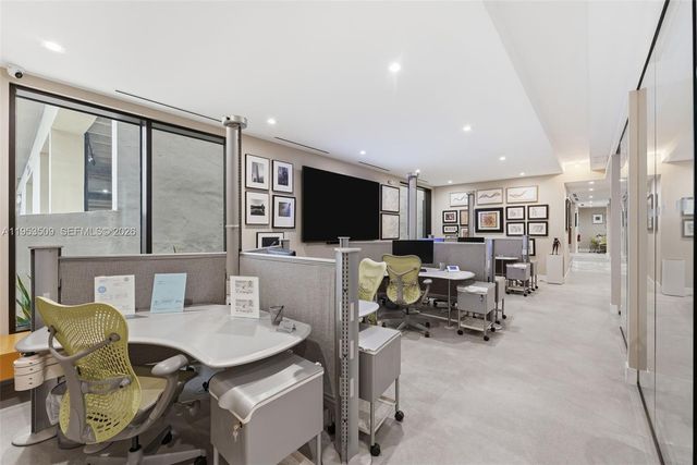 45 Valencia Ave, Coral Gables, FL 33134