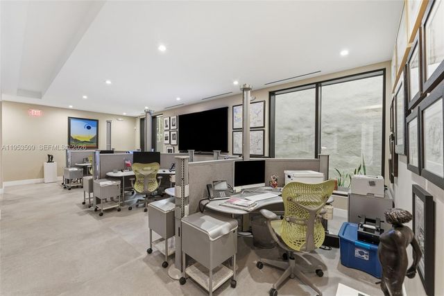 45 Valencia Ave, Coral Gables, FL 33134