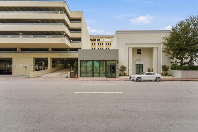 45 Valencia Ave, Coral Gables, FL 33134