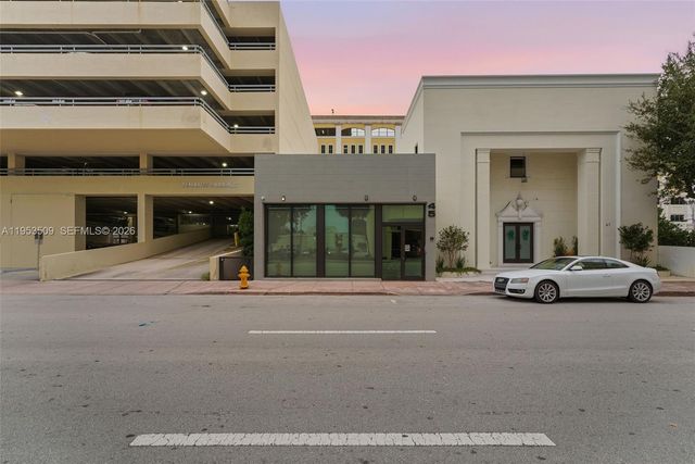 45 Valencia Ave, Coral Gables, FL 33134