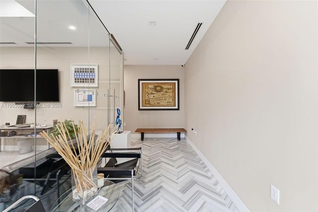 45 Valencia Ave, Coral Gables, FL 33134