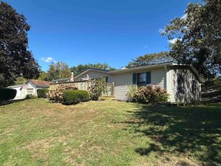 151 CENTER ST, Avoca, IN 47420