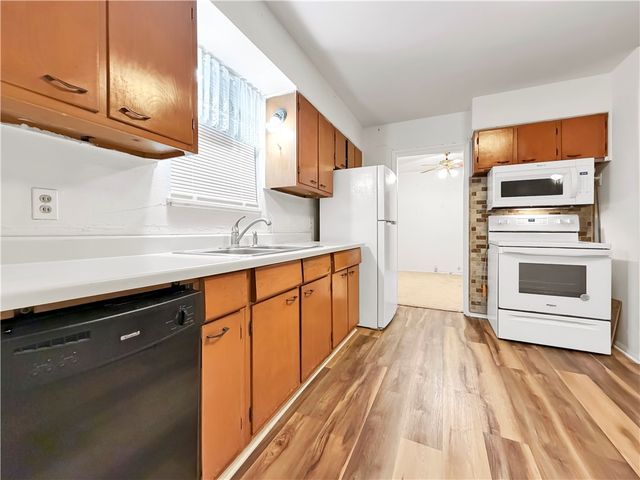 1142 Clare Dr, Corpus Christi, TX 78412