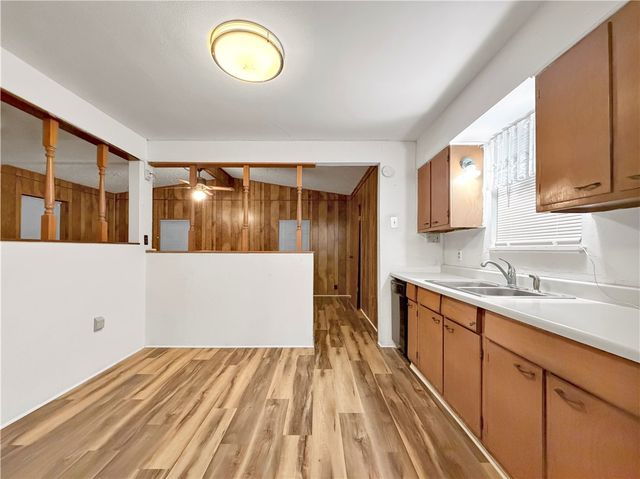 1142 Clare Dr, Corpus Christi, TX 78412