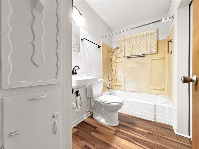 1142 Clare Dr, Corpus Christi, TX 78412