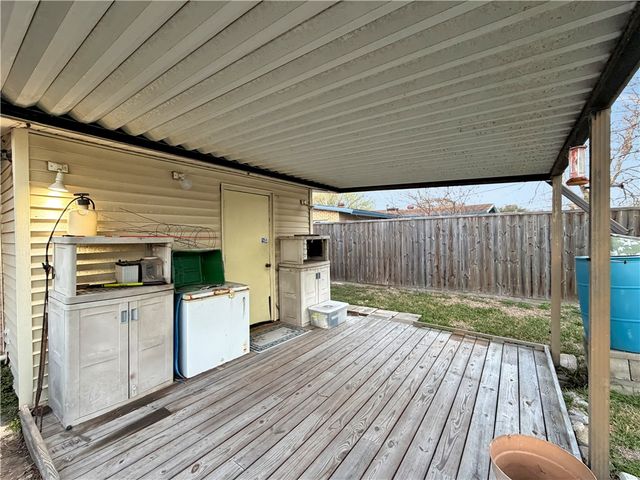 1142 Clare Dr, Corpus Christi, TX 78412