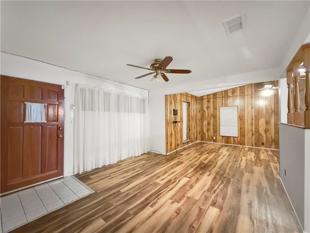 1142 Clare Dr, Corpus Christi, TX 78412