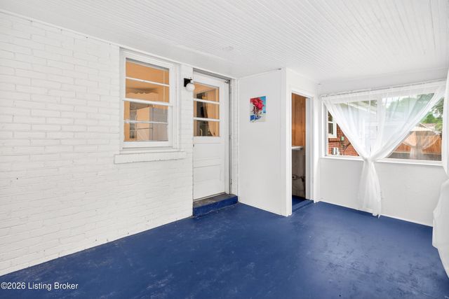 3312 Wellingmoor Ave, Louisville, KY 40218