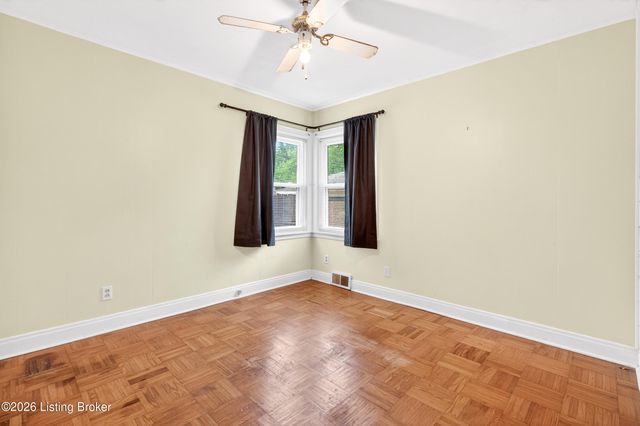 3312 Wellingmoor Ave, Louisville, KY 40218