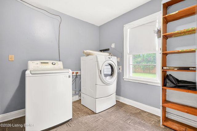 3312 Wellingmoor Ave, Louisville, KY 40218