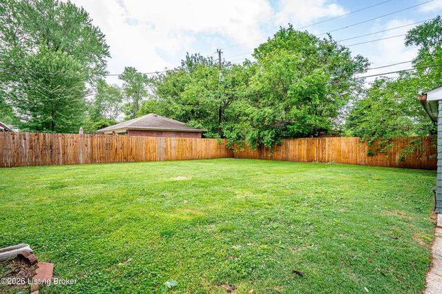 3312 Wellingmoor Ave, Louisville, KY 40218