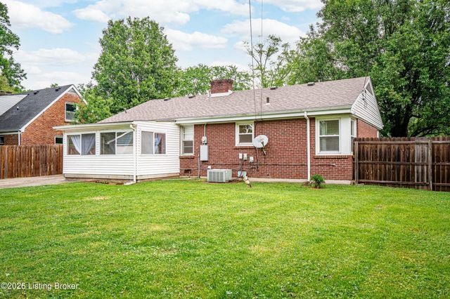 3312 Wellingmoor Ave, Louisville, KY 40218