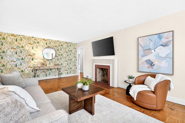 3312 Wellingmoor Ave, Louisville, KY 40218