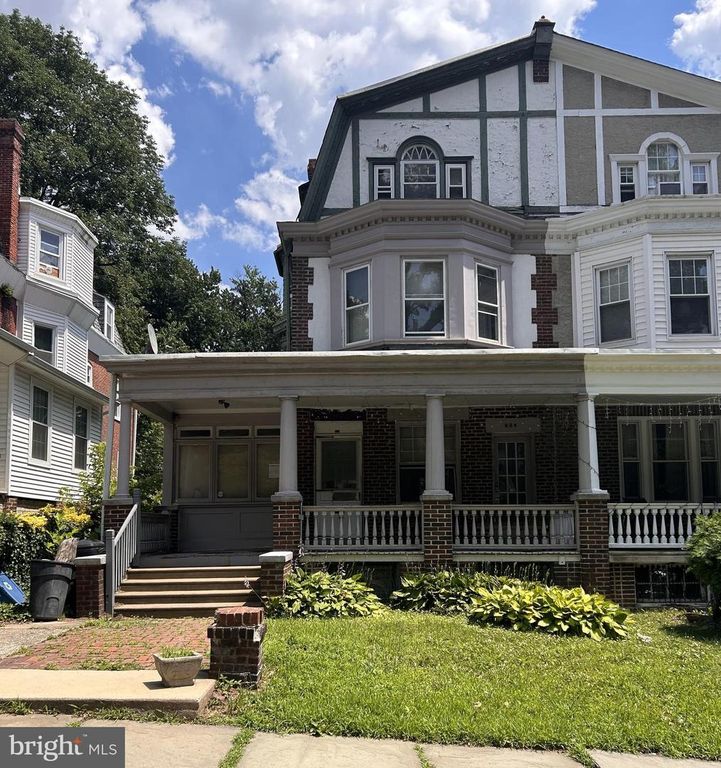 438 W HARVEY ST, Philadelphia, PA 19144