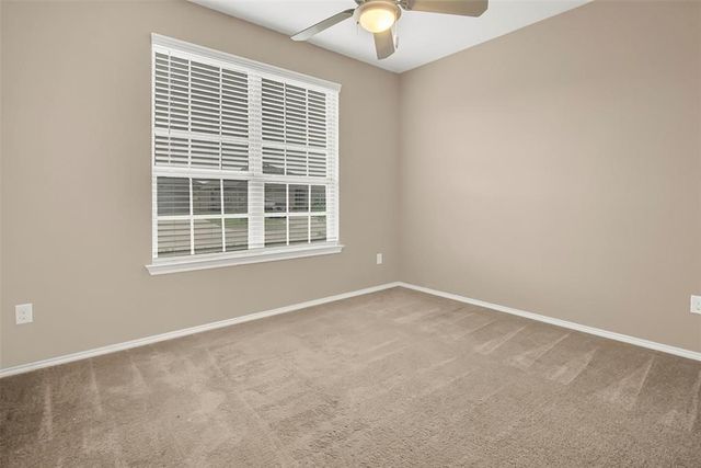 1021 Waverly Drive, Van Alstyne, TX 75495