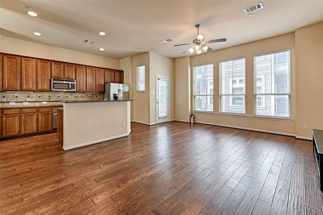 2326 Stutz Drive 117, Dallas, TX 75235