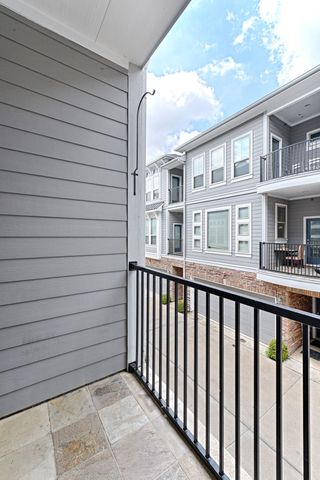 2326 Stutz Drive 117, Dallas, TX 75235