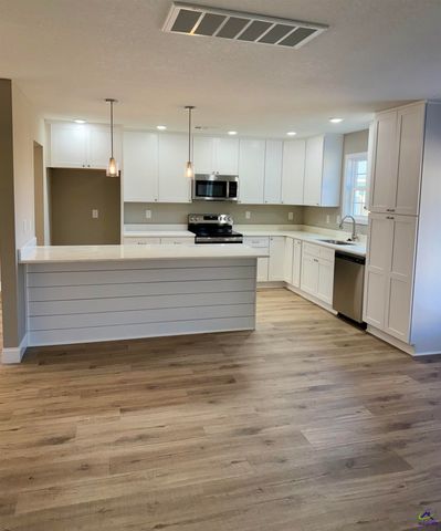 204 Sutton Dr., Perry, GA 31069