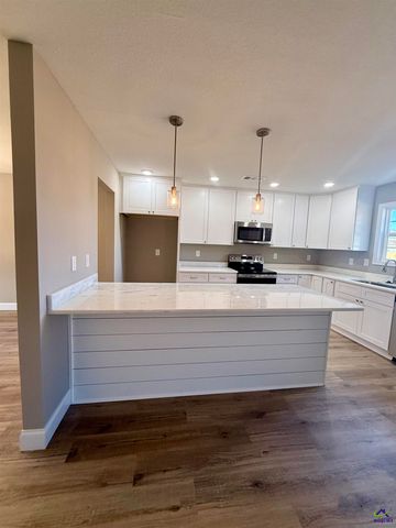 204 Sutton Dr., Perry, GA 31069