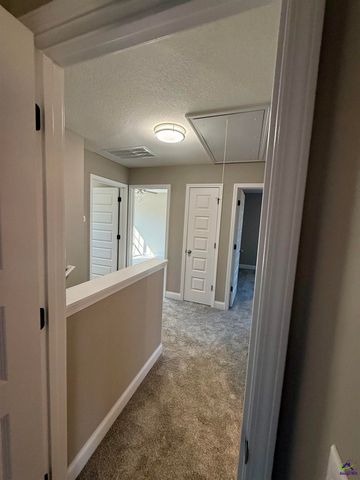 204 Sutton Dr., Perry, GA 31069