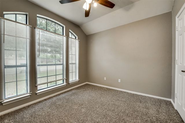 728 Nicole Drive, Burleson, TX 76028