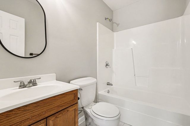 1608 Lillian Cir, Columbia, TN 38401