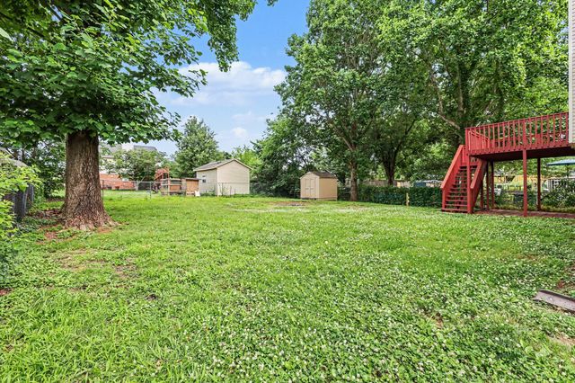 1608 Lillian Cir, Columbia, TN 38401
