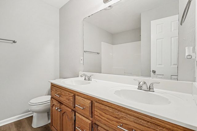 1608 Lillian Cir, Columbia, TN 38401