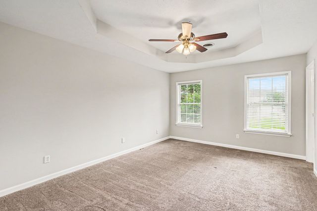 1608 Lillian Cir, Columbia, TN 38401
