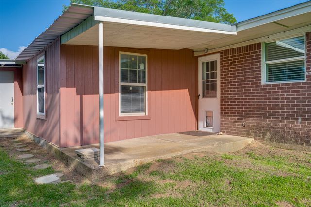 3165 E Houston Street, Paris, TX 75460
