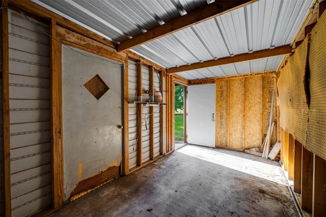 3165 E Houston Street, Paris, TX 75460