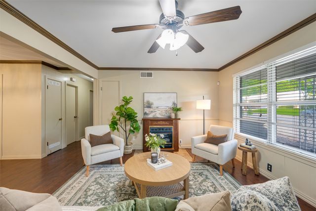 3165 E Houston Street, Paris, TX 75460