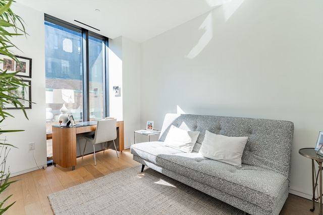10 Farnsworth Street 3B, Boston, MA 02210