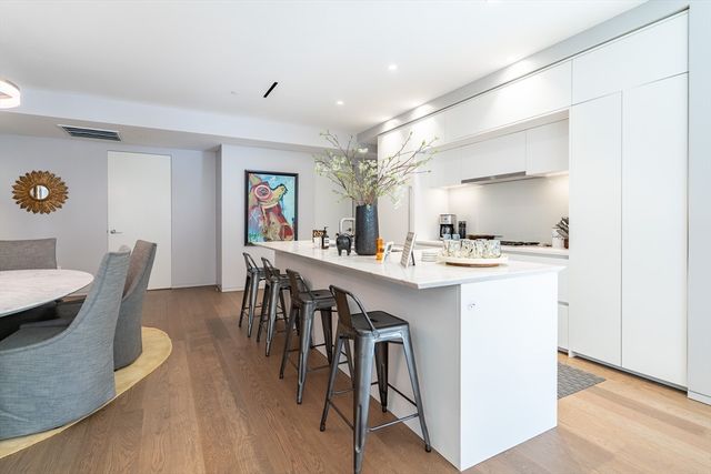 10 Farnsworth Street 3B, Boston, MA 02210