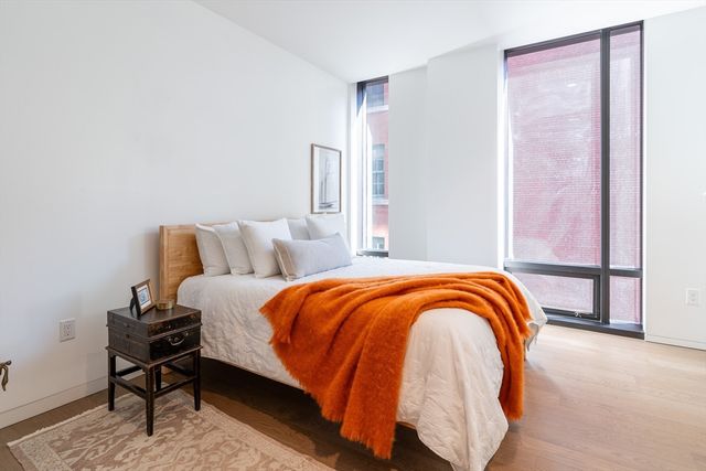 10 Farnsworth Street 3B, Boston, MA 02210