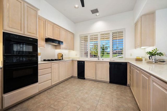 149 Rain Bird Circle, Palm Desert, CA 92211