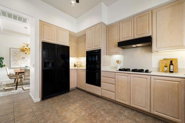 149 Rain Bird Circle, Palm Desert, CA 92211