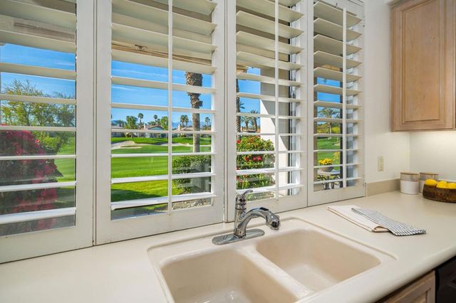 149 Rain Bird Circle, Palm Desert, CA 92211