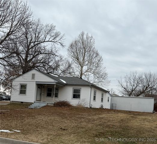 1201 E Cleveland Avenue, Sapulpa, OK 74066