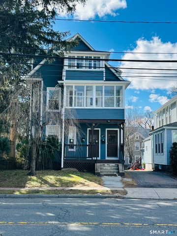 133 Quaker Lane South 2, West Hartford, CT 06119