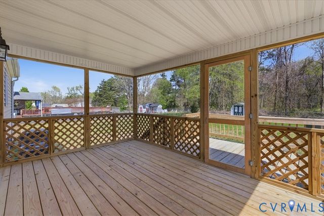11405 Willow Ln, Disputanta, VA 23842