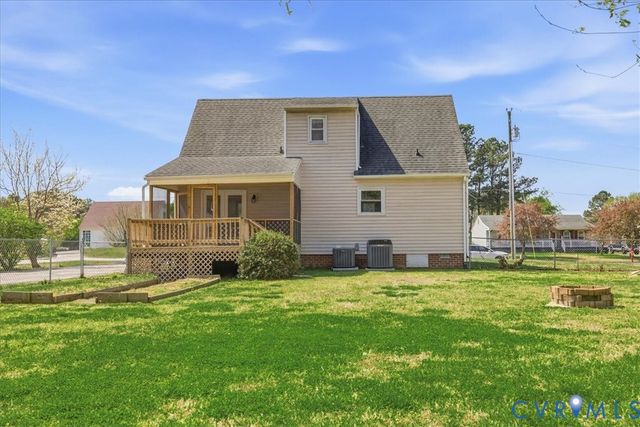 11405 Willow Ln, Disputanta, VA 23842
