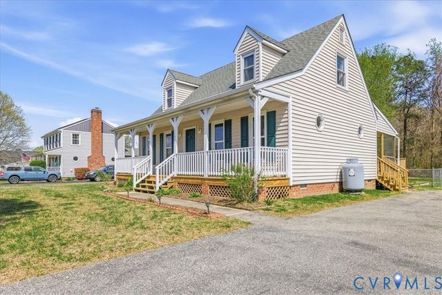 11405 Willow Ln, Disputanta, VA 23842