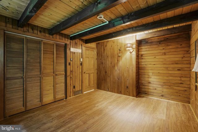 88 FOX RD, Newmanstown, PA 17073