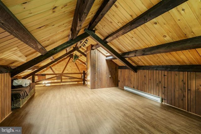 88 FOX RD, Newmanstown, PA 17073