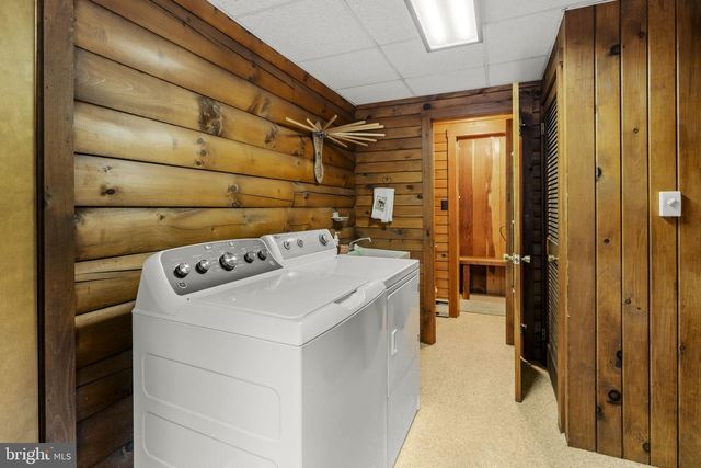 88 FOX RD, Newmanstown, PA 17073
