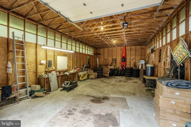 88 FOX RD, Newmanstown, PA 17073