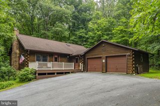 88 FOX RD, Newmanstown, PA 17073