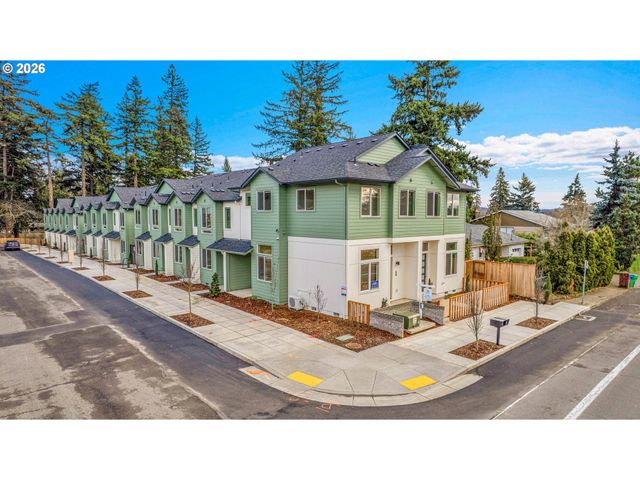 14822 Ne Couch St 4, Portland, OR 97230